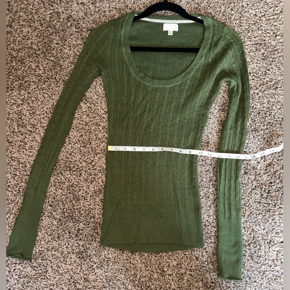 Sweater - Picture 3 of 5